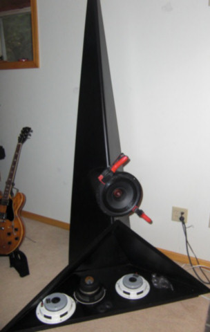 black triangular bass horn full range speakers