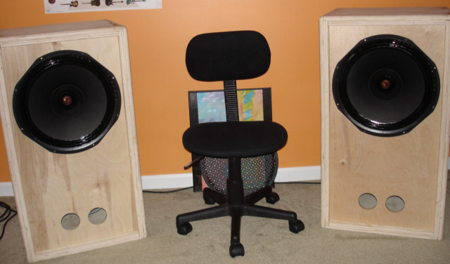 full range speaker project with offset speaker drivers